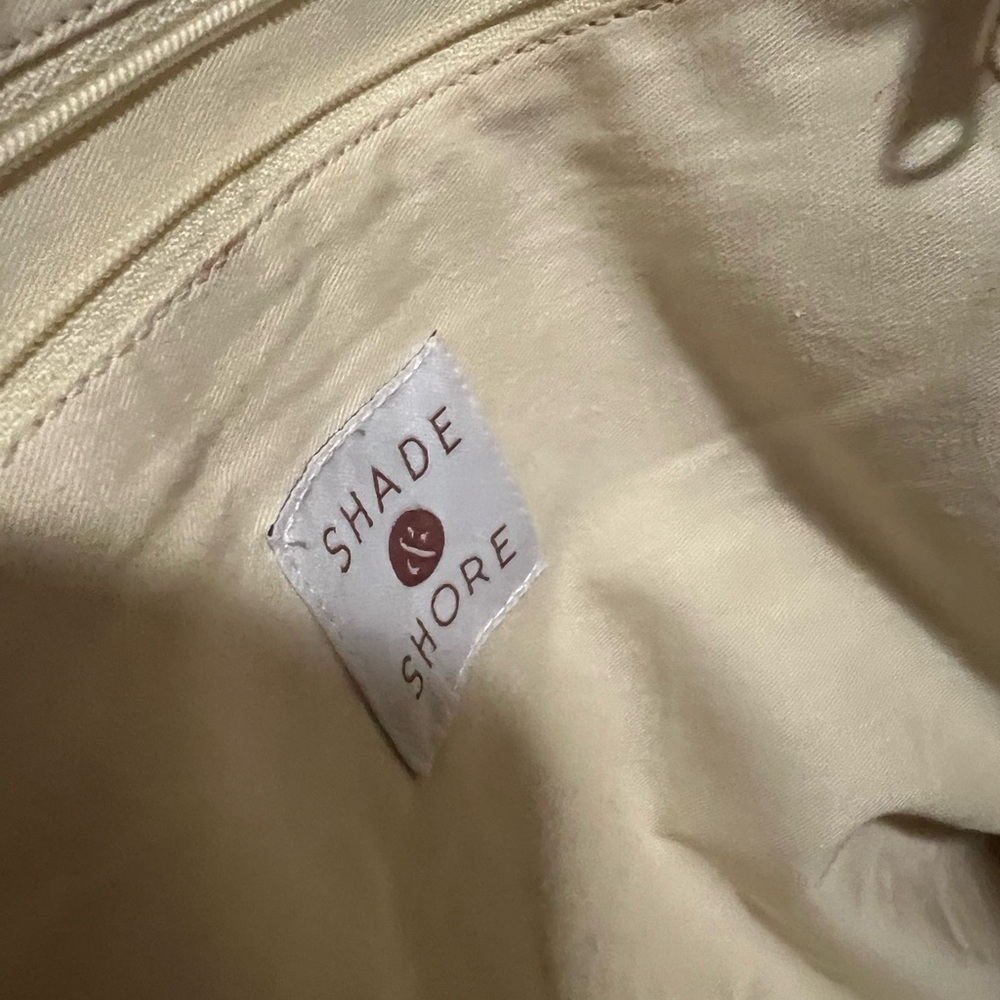 Shade and Shore Cream Tote - Picture 4 of 4